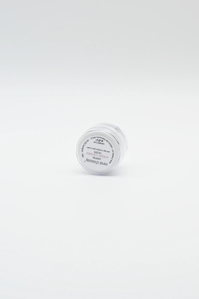 PROTIVRÁSKOVÝ OČNÍ KRÉM ANTI – AGE S RETINOLEM A VITAMÍNEM C